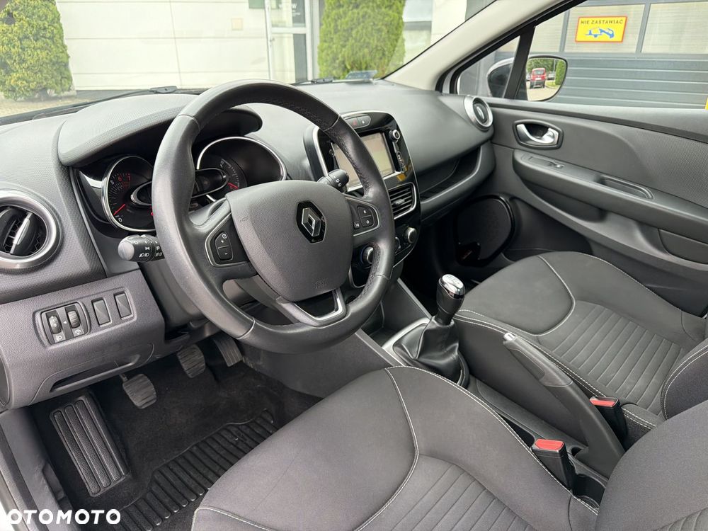 Renault Clio 1.2 16V Limited - 10