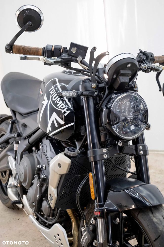 Triumph Trident - 11