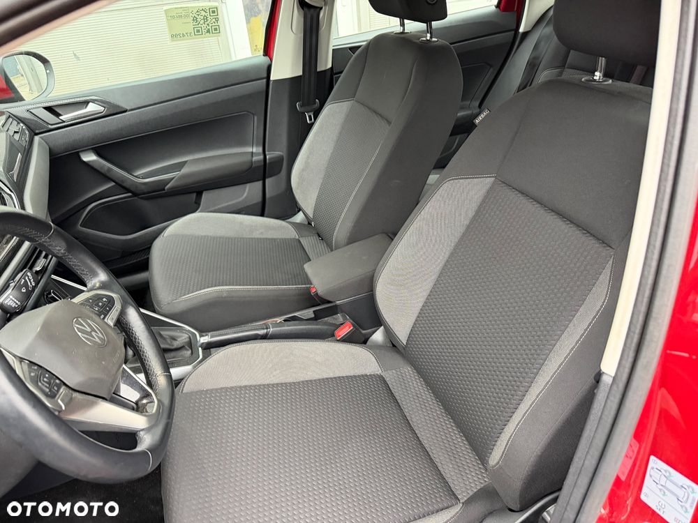 Volkswagen Taigo - 12