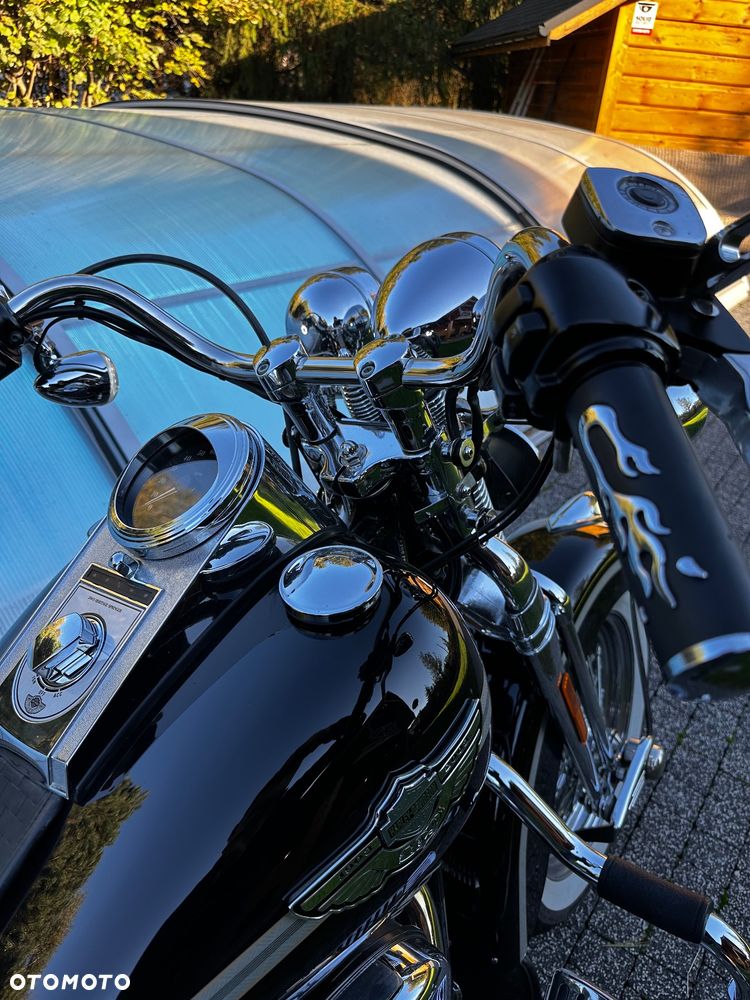 Harley-Davidson Softail Heritage Classic - 11