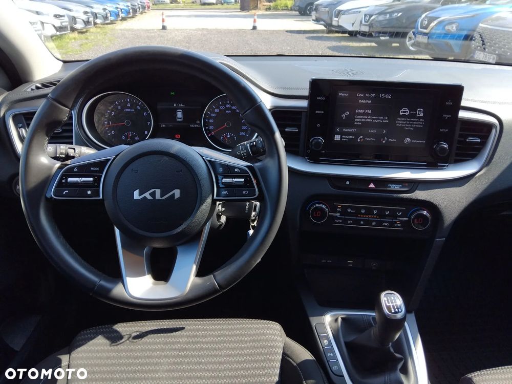 Kia Ceed 1.5 T-GDI M - 20