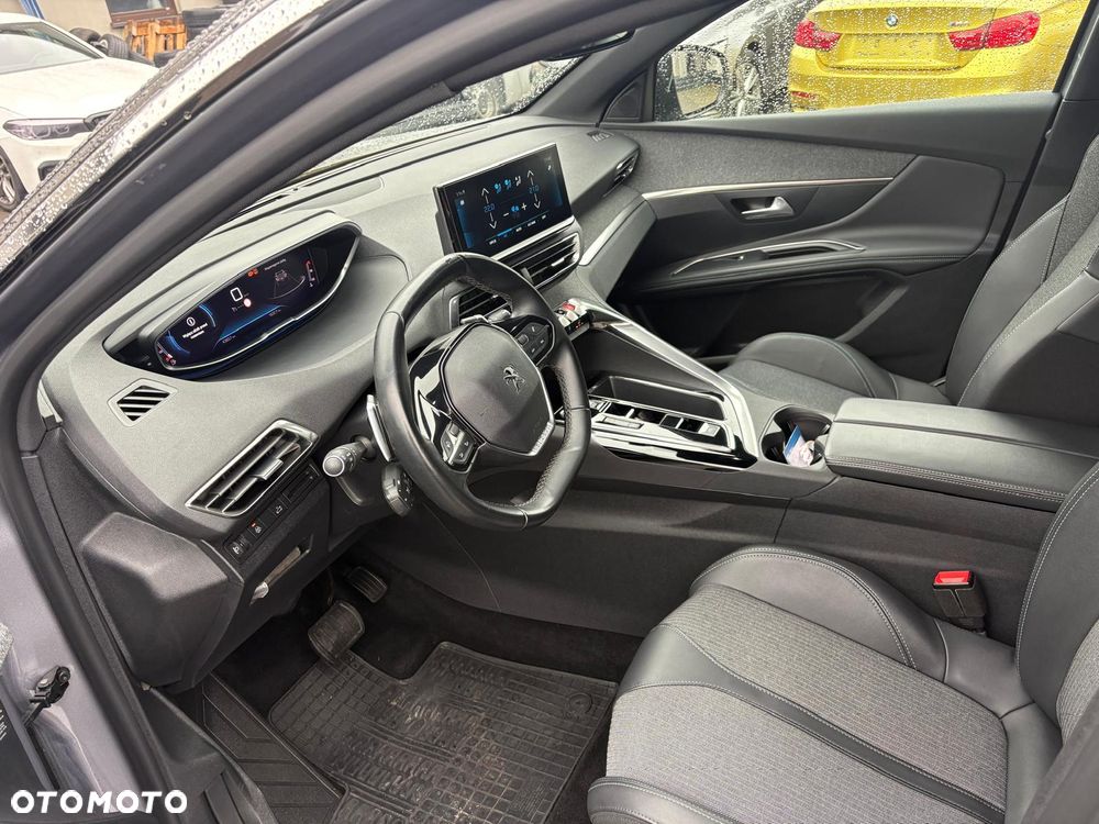 Peugeot 3008 1.5 BlueHDi Allure Pack S&S EAT8 - 8