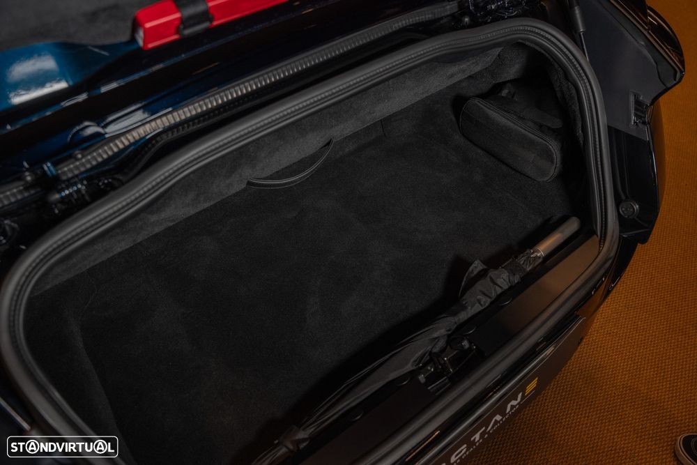 Aston Martin DB11 Volante V8 Auto - 30