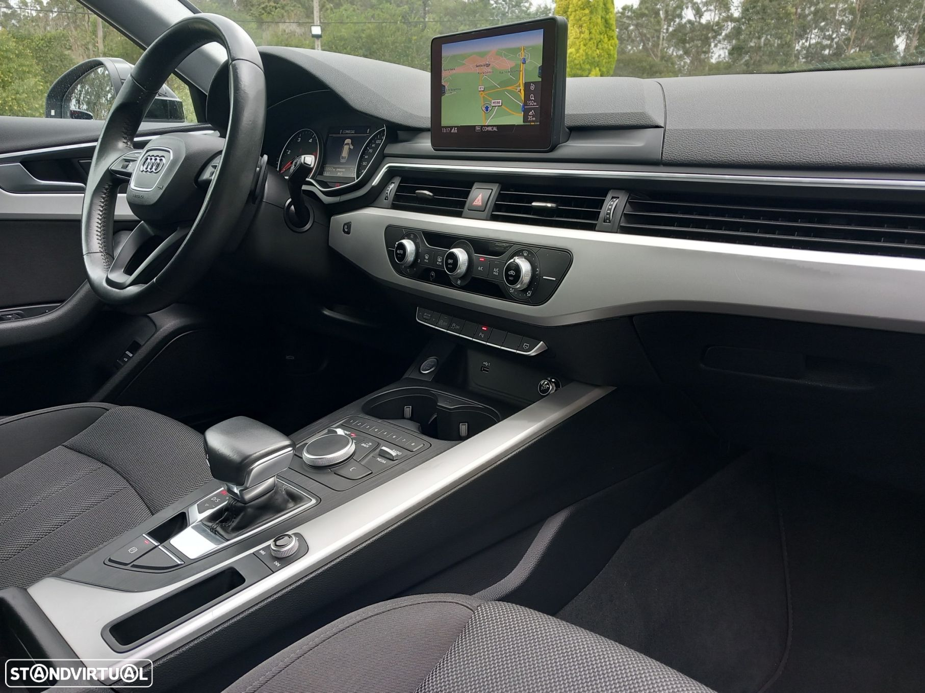 Audi A4 Avant 35 TDI Design S tronic - 19