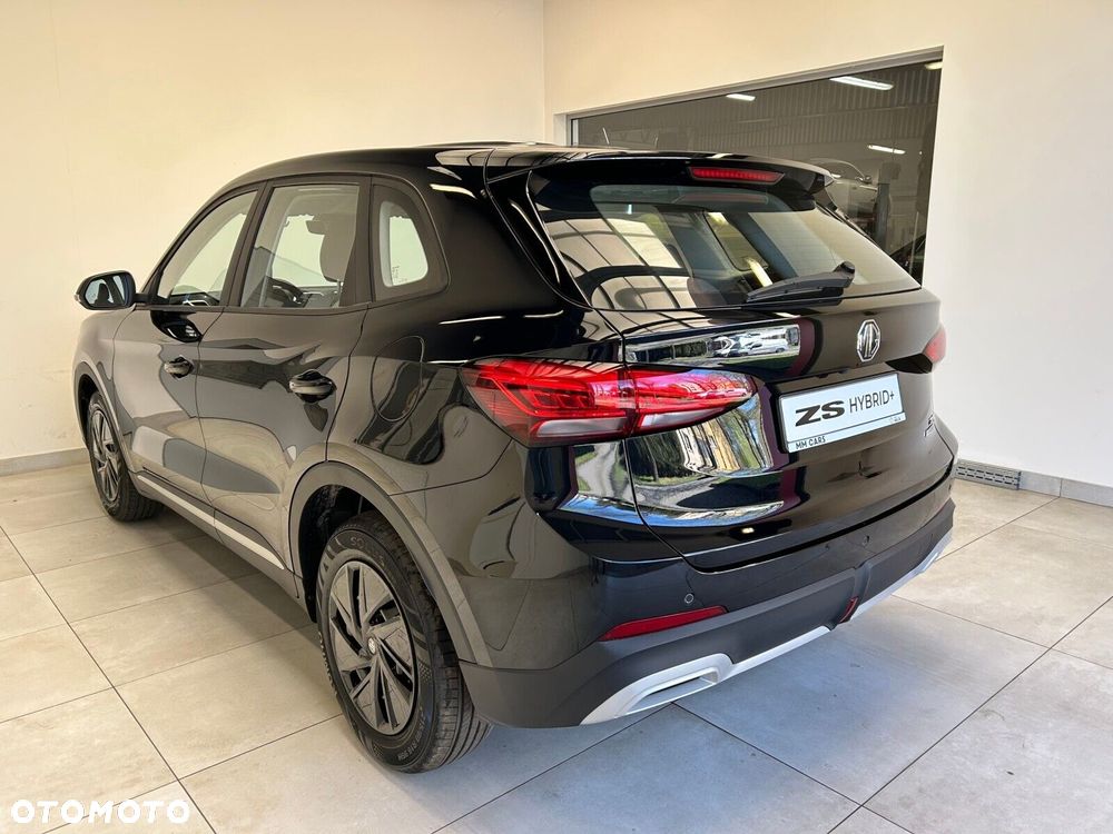 MG ZS Hybrid+ - 6
