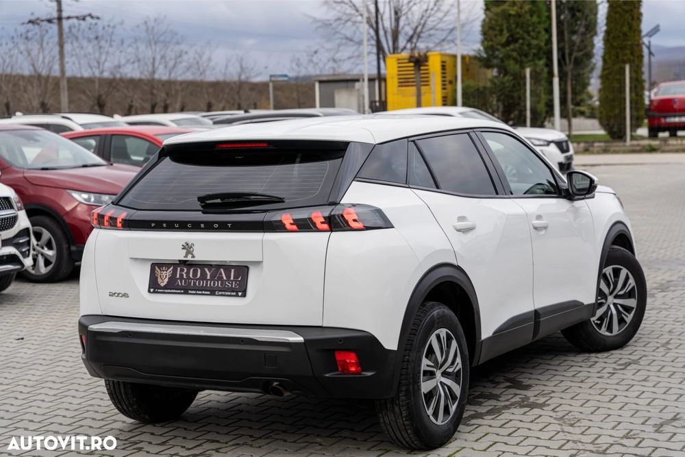 Peugeot 2008 BlueHDi 100 STOP & START Active - 4