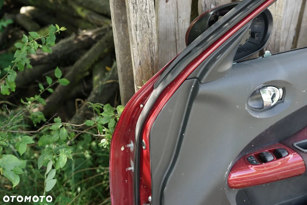 Drzwi przód przednie prawe Nissan Juke I F15 NAH - 10