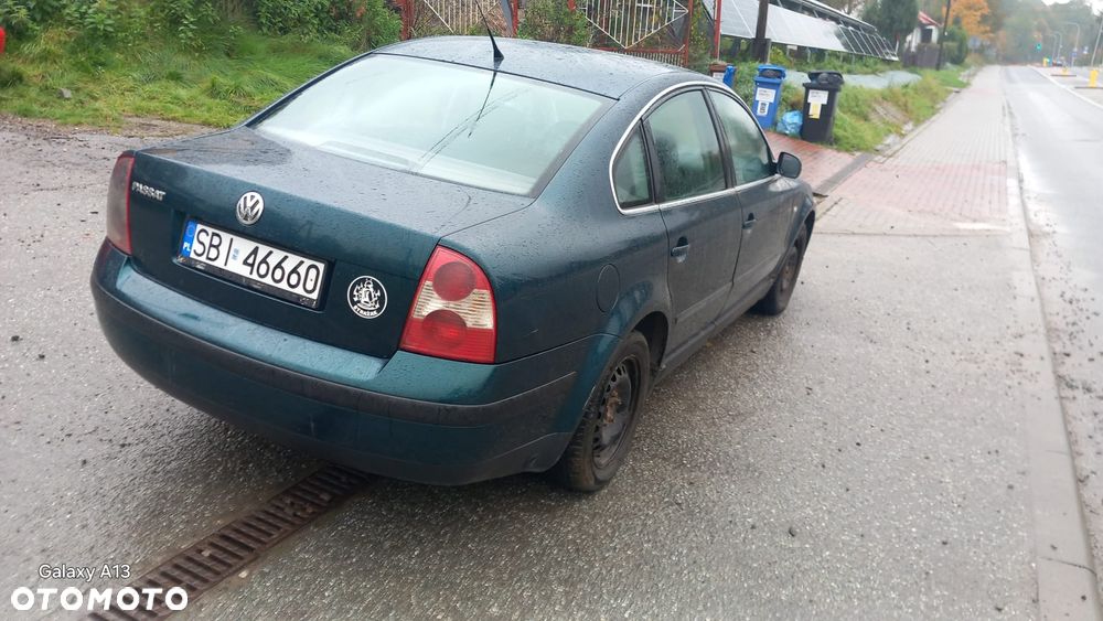 Volkswagen Passat - 2