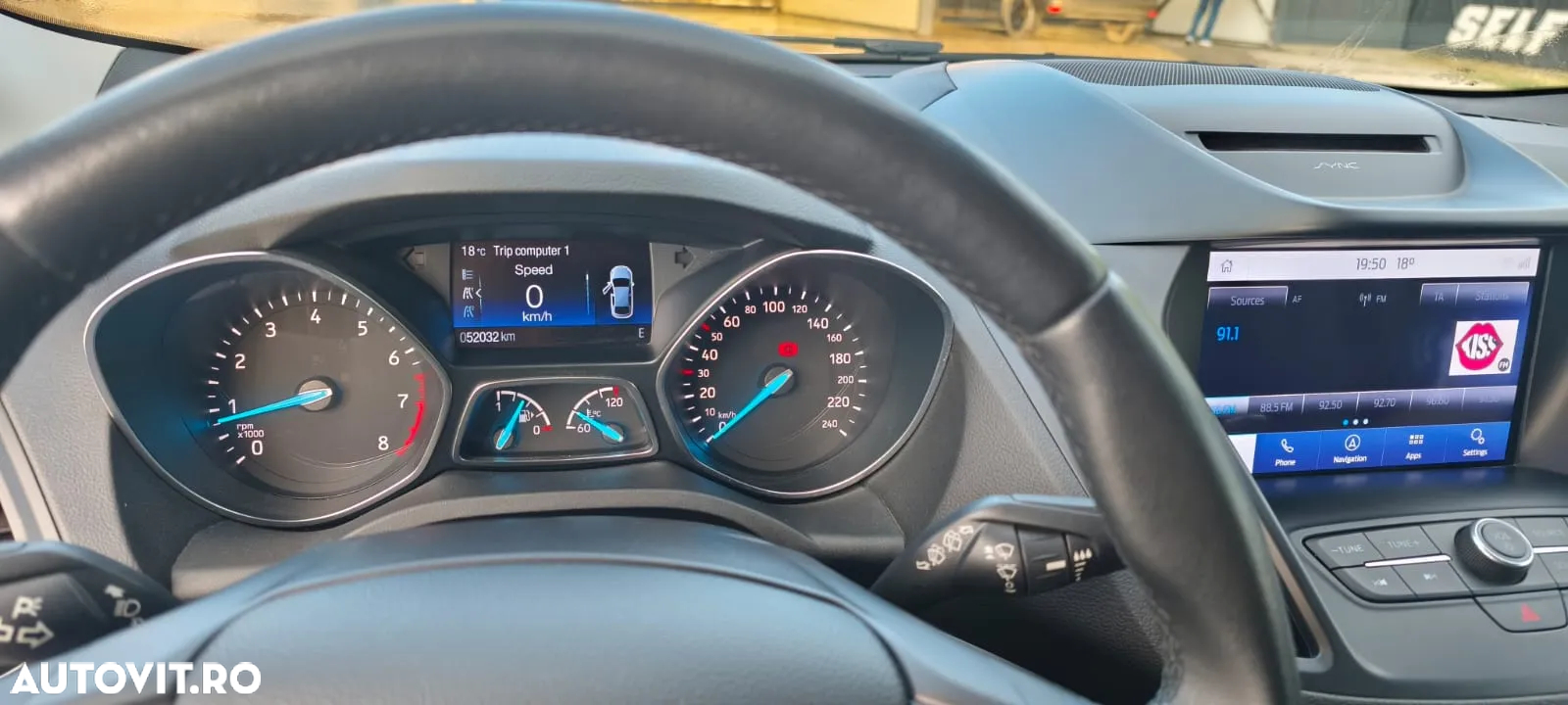 Ford Kuga 1.5 EcoBoost 2WD Titanium - 6