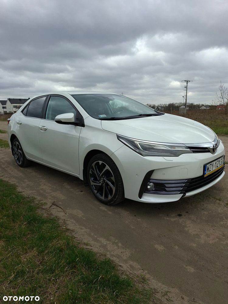 Toyota Corolla 1.6 Prestige EU6 - 1