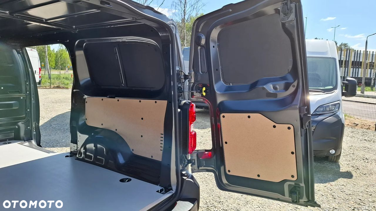 Opel vivaro - 6