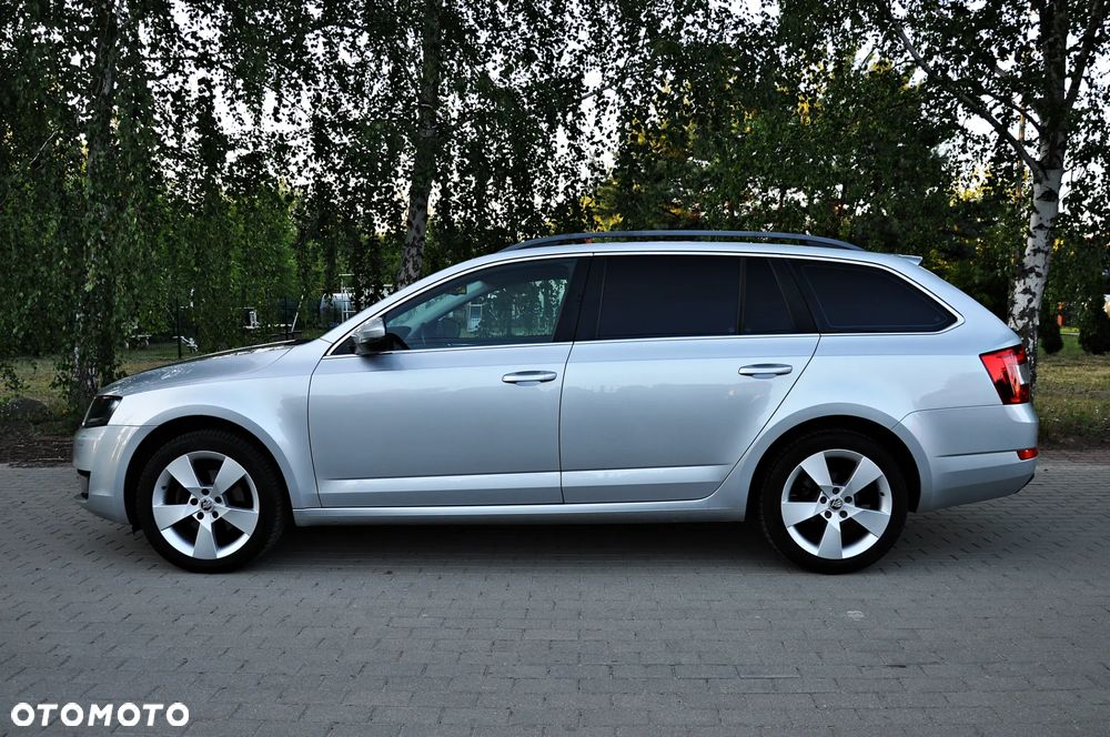 Skoda Octavia 2.0 TDI Premium Edition - 3