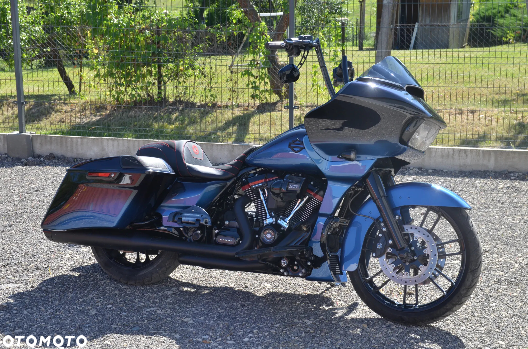 Harley-Davidson Touring Road Glide - 18