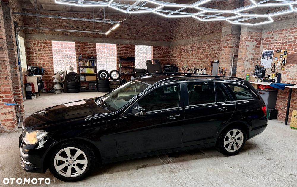 Mercedes-Benz Klasa C 180 (BlueEFFICIENCY) Elegance - 14