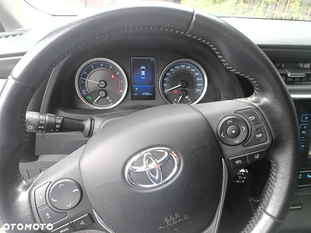 Toyota Corolla 1.6 Premium MS - 8
