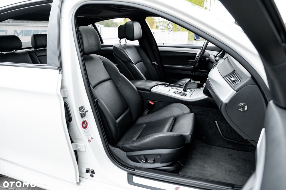 BMW Seria 5 535d xDrive Sport-Aut - 25