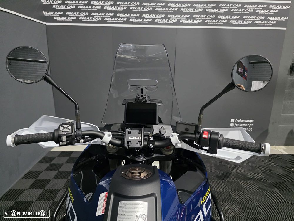 Husqvarna Norden 901 EXPEDITION - 14