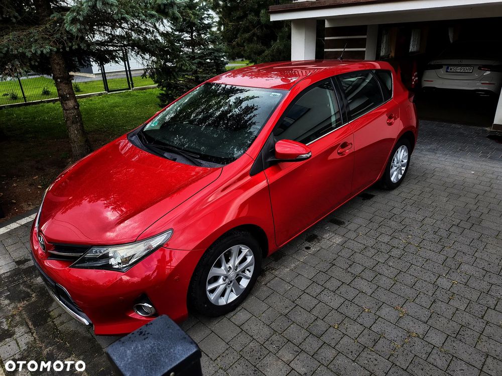 Toyota Auris 1.6 Valvematic Executive - 16