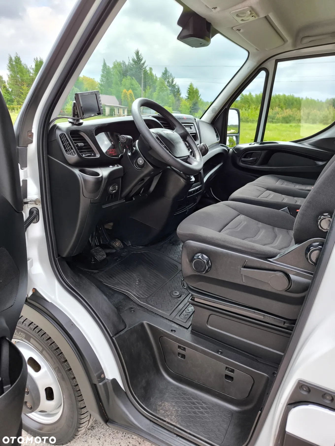 Iveco 35C17 Cena: 66500 zł netto Kontener Izoterma Klimatronic - 15