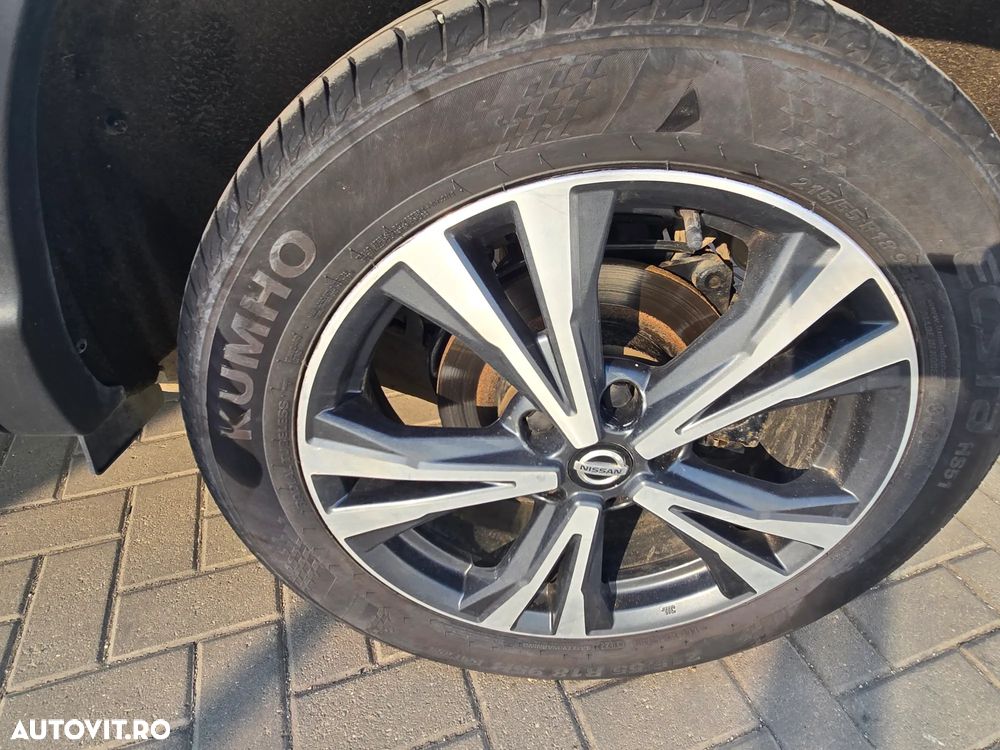 Nissan Qashqai 1.7 dCi Xtronic ALL-MODE 4x4i TEKNA+ - 5