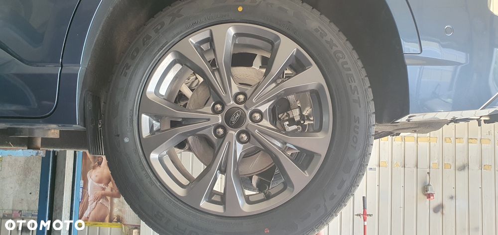 Ford Kuga - 30