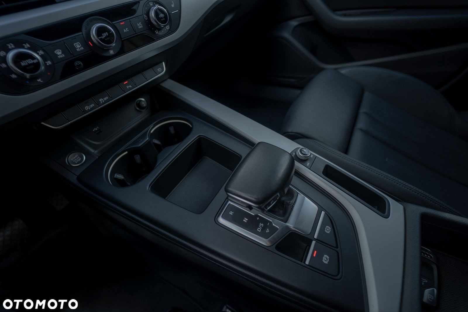 Audi A4 Avant 35 TDI S tronic - 28