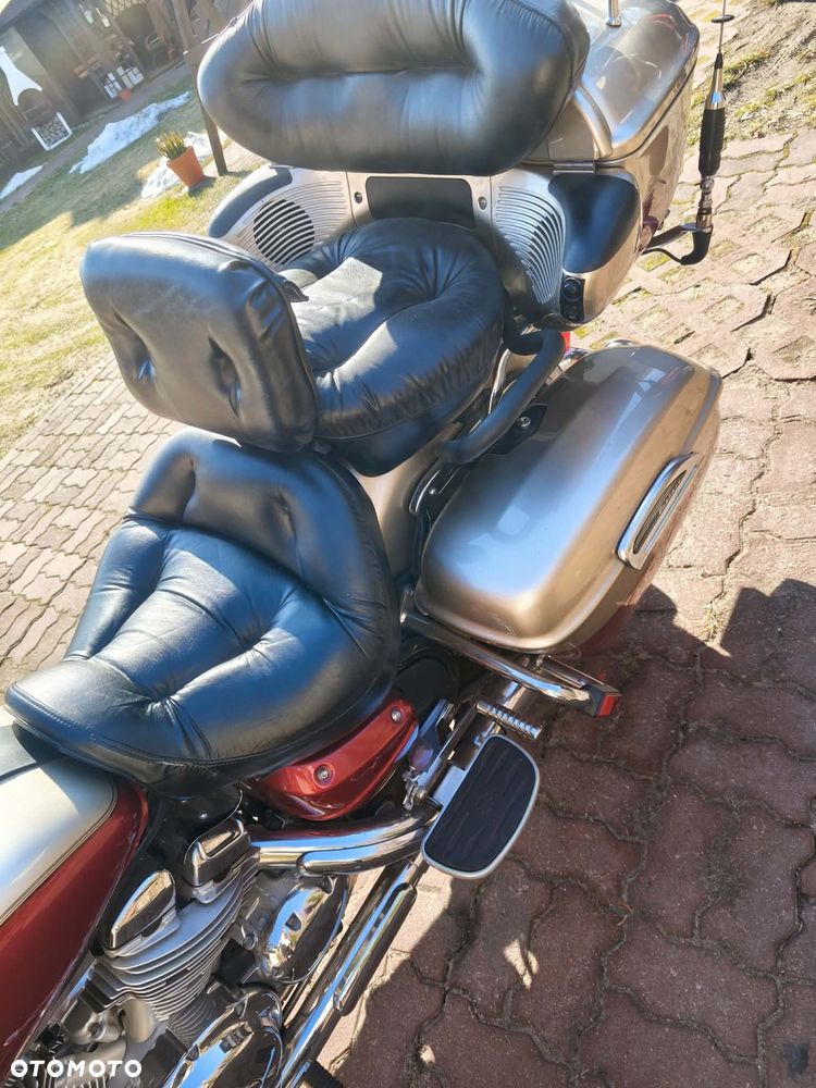 Yamaha Venture - 4