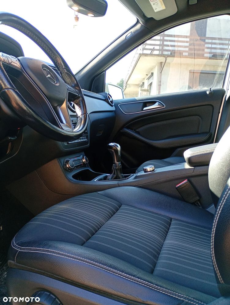 Mercedes-Benz Klasa B 180 CDI - 11