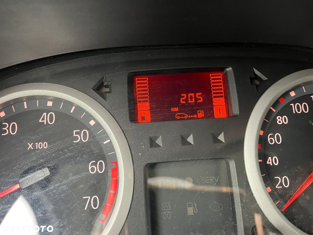 Renault Clio - 33