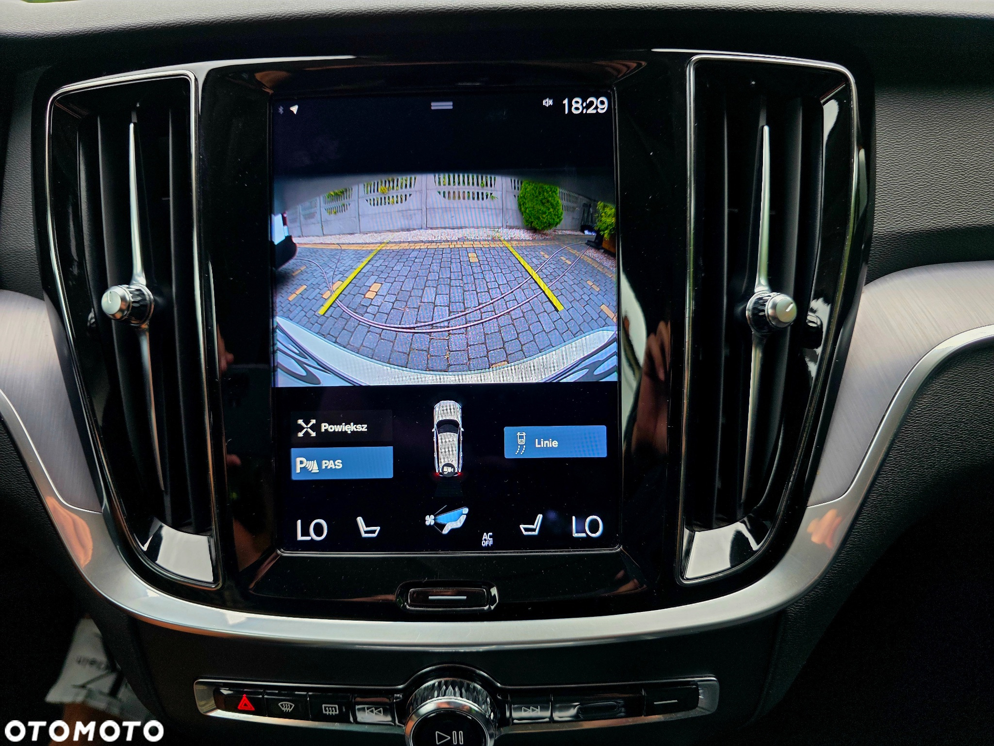 Volvo V60 D4 Momentum Pro - 18