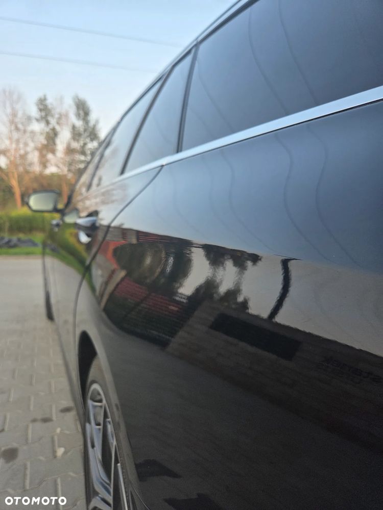 Mercedes-Benz Klasa E 200 9G-TRONIC - 9