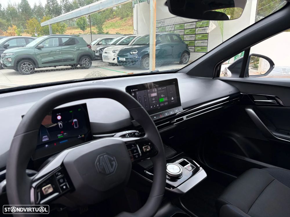 MG MG4 4 Standard - 6