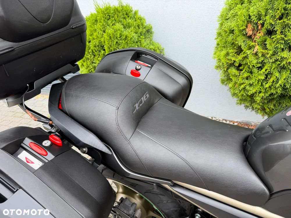 Yamaha XJ - 19