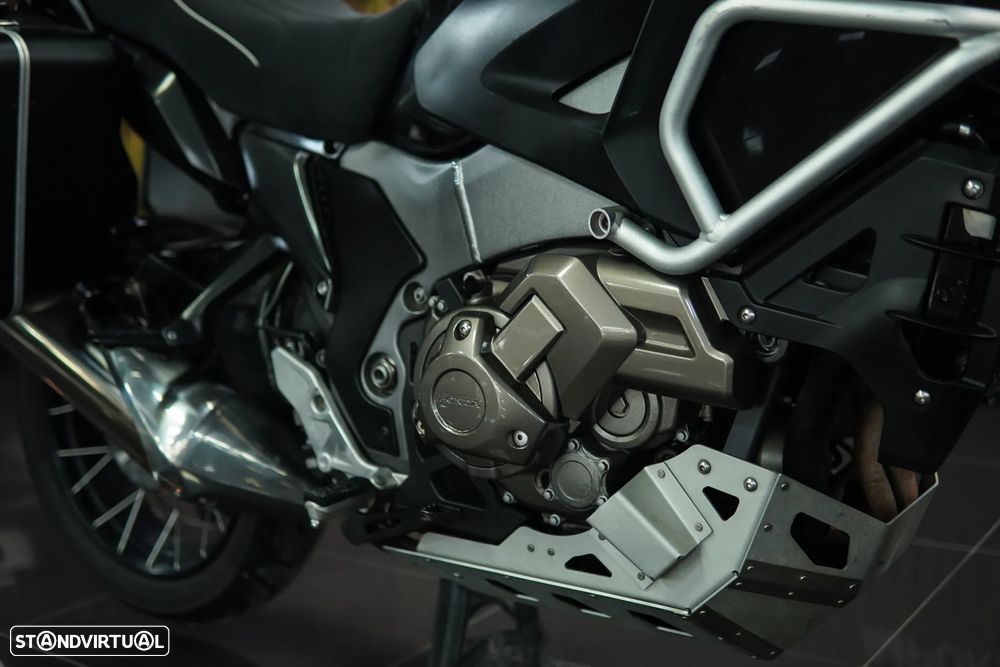 Honda VFR 1200 XD - 12