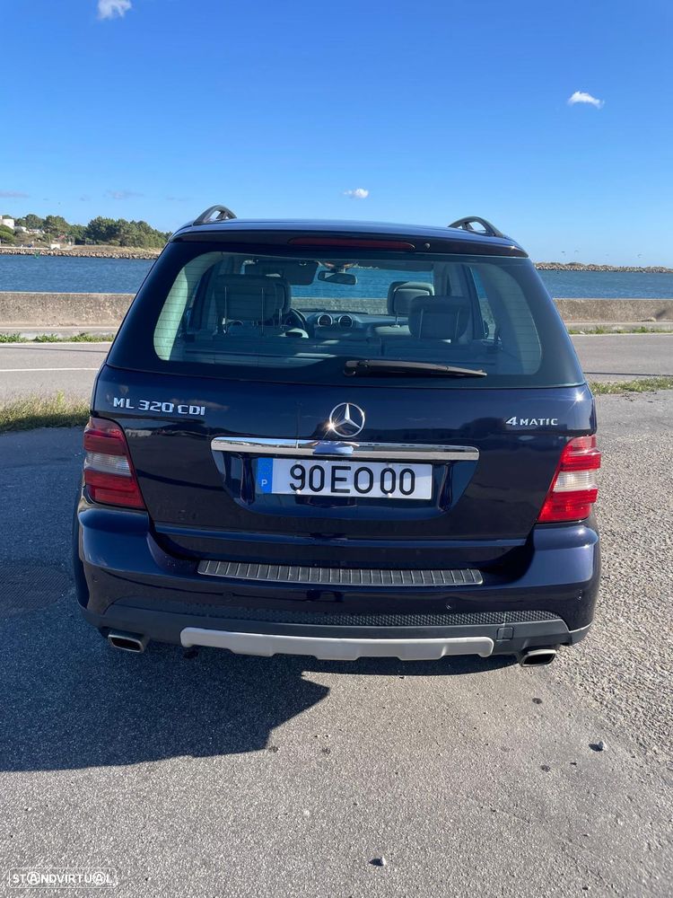 Mercedes-Benz ML 320 CDI - 1