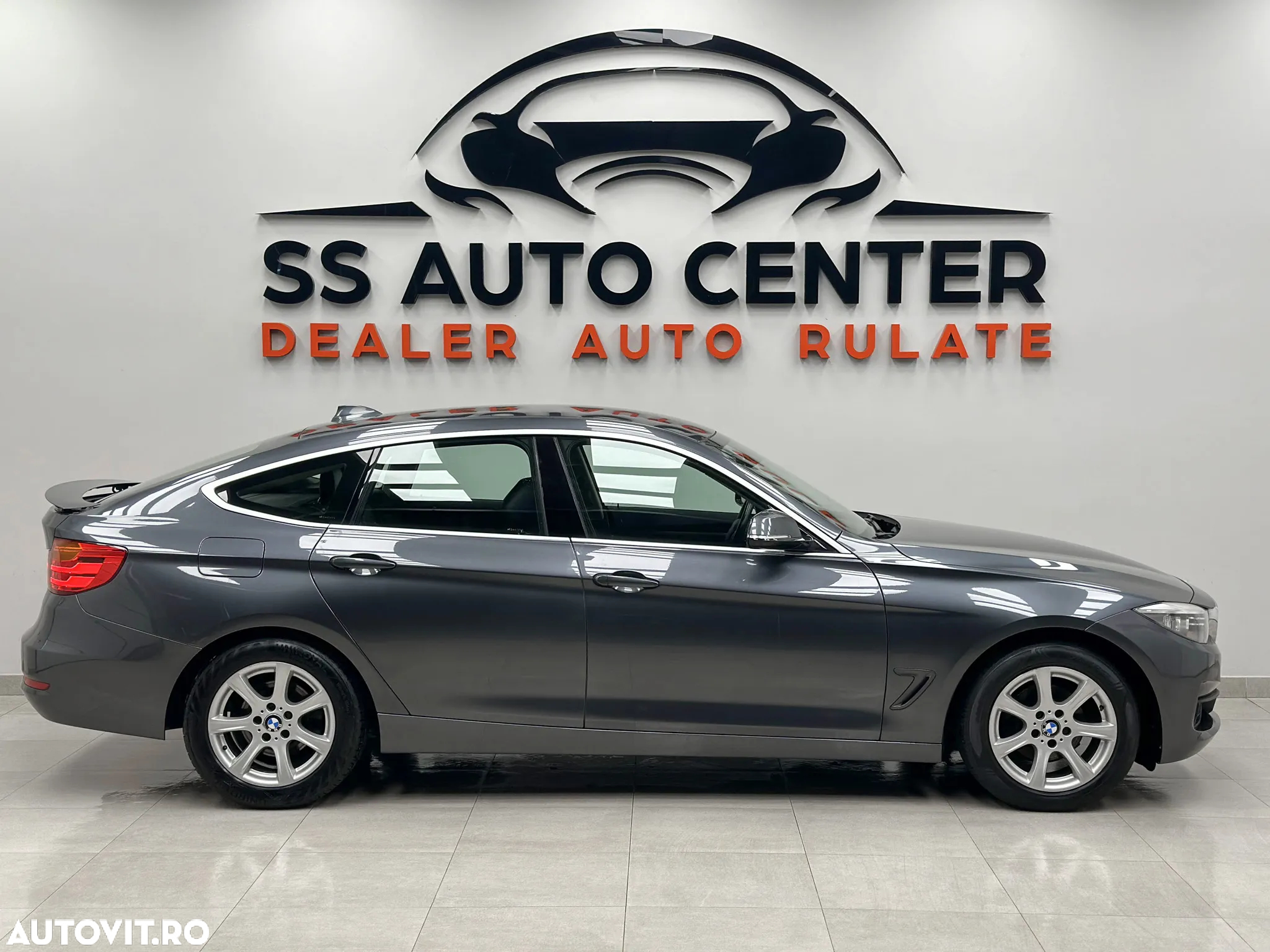BMW Seria 3 318d GT - 5
