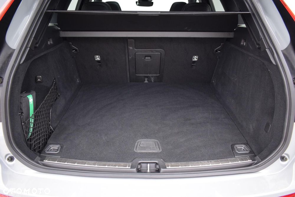 Volvo XC 60 - 33