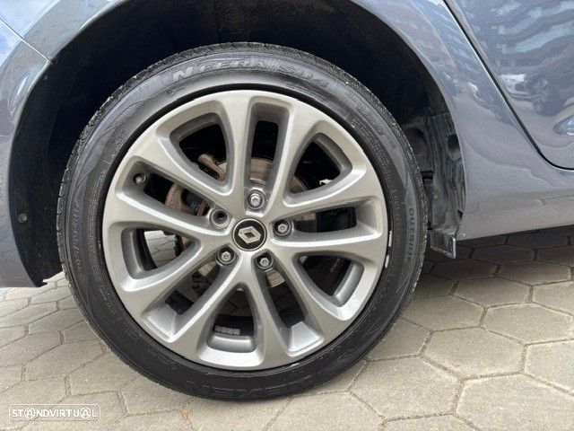 Renault Mégane Sport Tourer 1.2 TCE GT Line EDC - 27