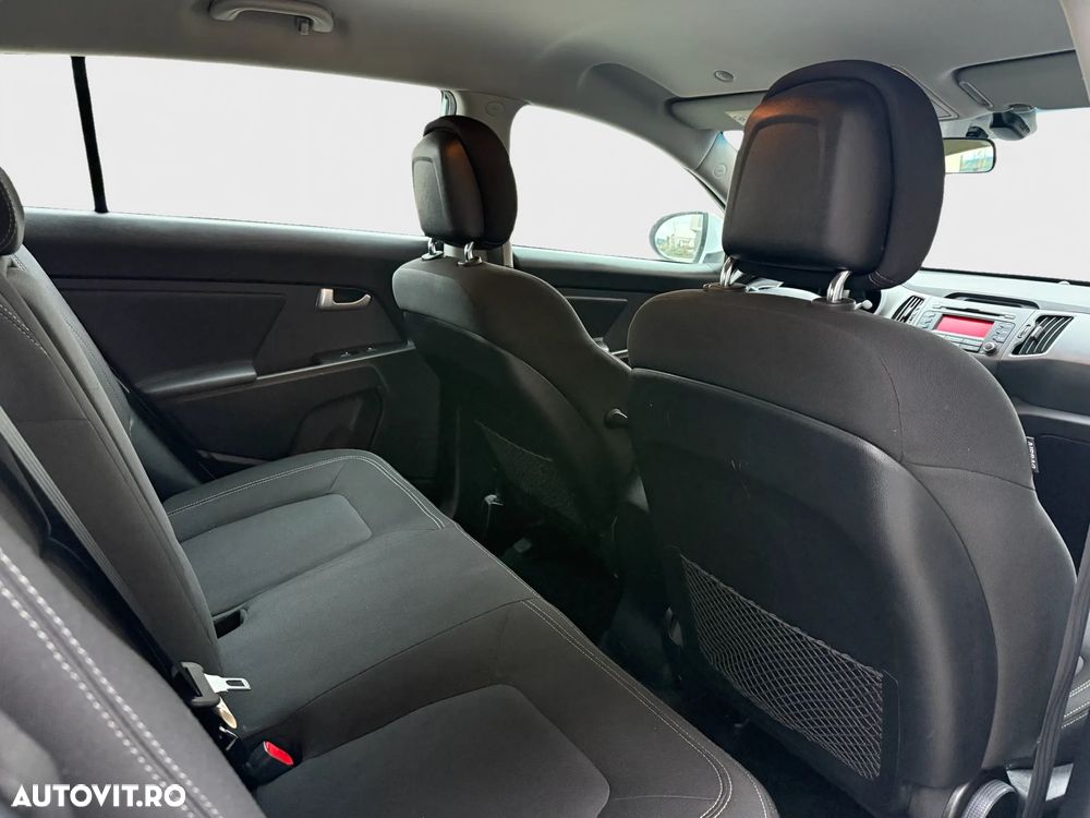 Kia Sportage 2.0 CRDI 4WD Attract - 15