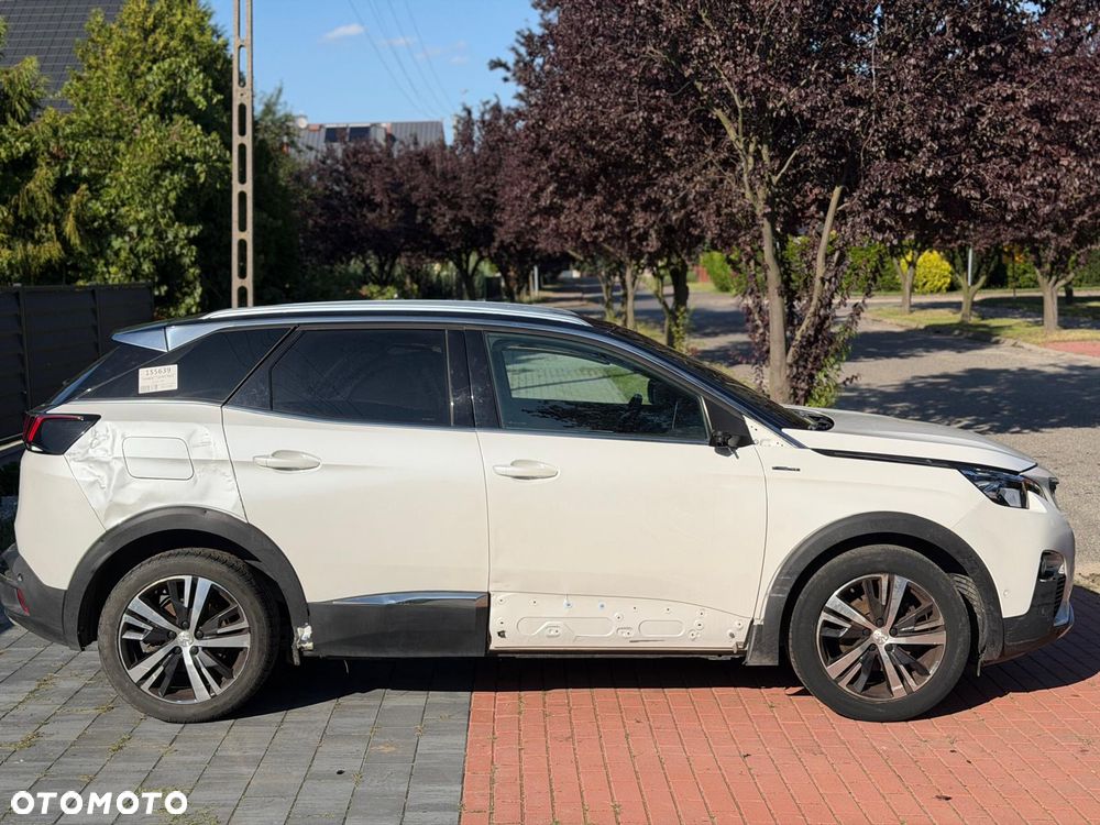 Peugeot 3008 1.2 PureTech Allure S&S - 4