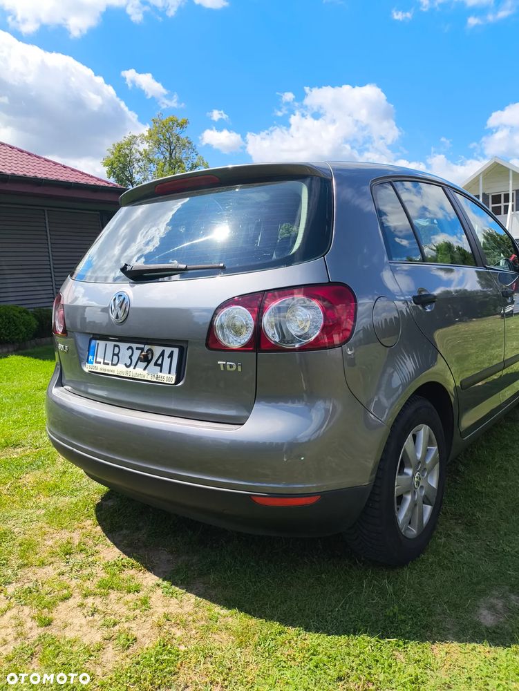 Volkswagen Golf - 13