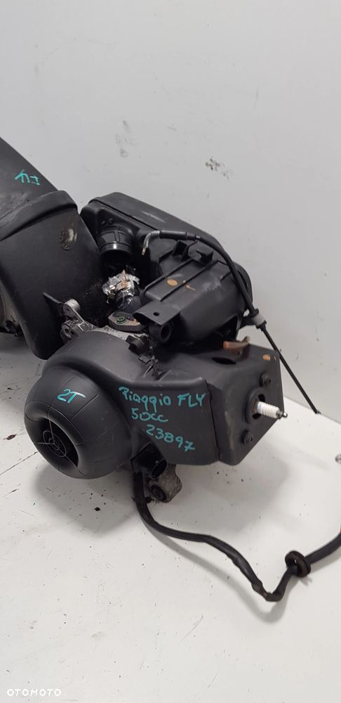 Piaggio Fly 50 2T Silnik - 3