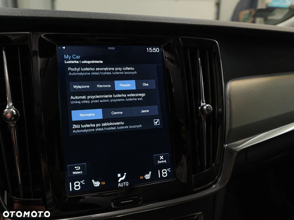 Volvo V90 Cross Country D4 AWD Pro - 35