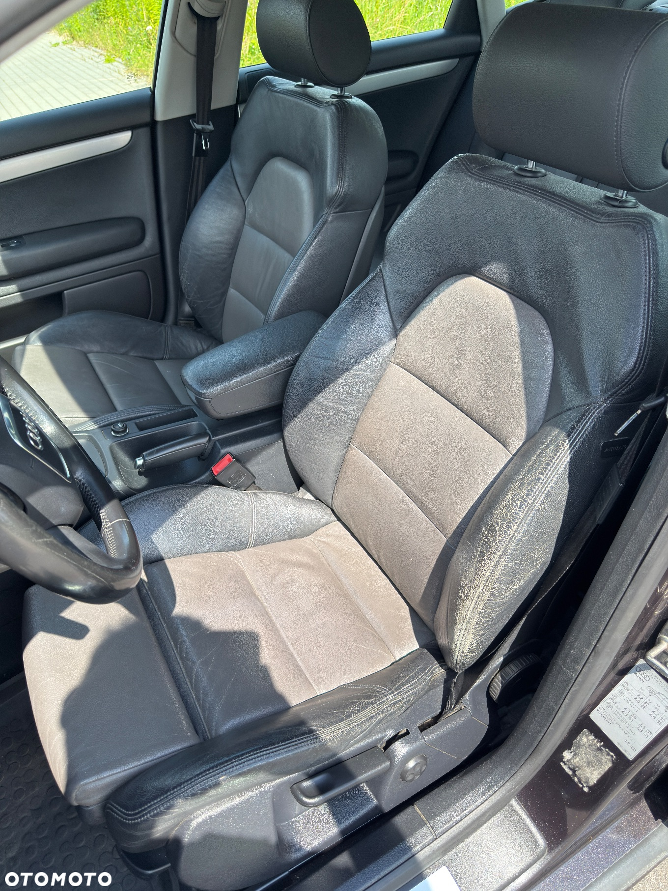 Audi A4 2.0 T FSI quattro tiptronic - 13