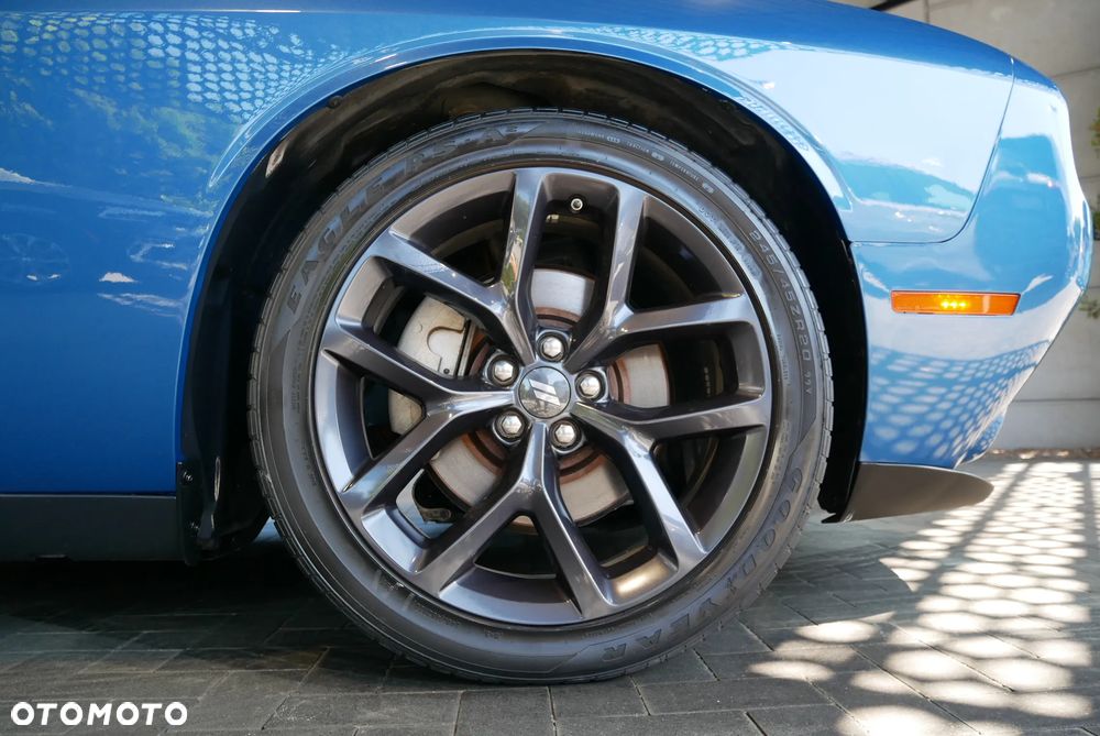 Dodge Challenger 5.7 R/T - 36