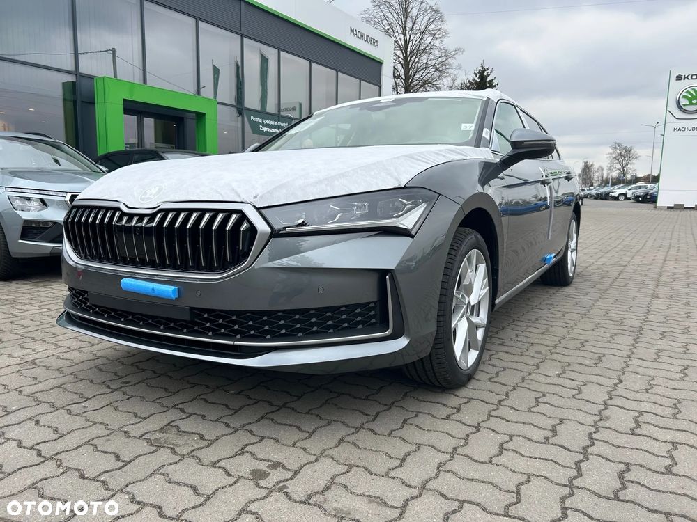Skoda Superb 2.0 TDI SCR Drive DSG