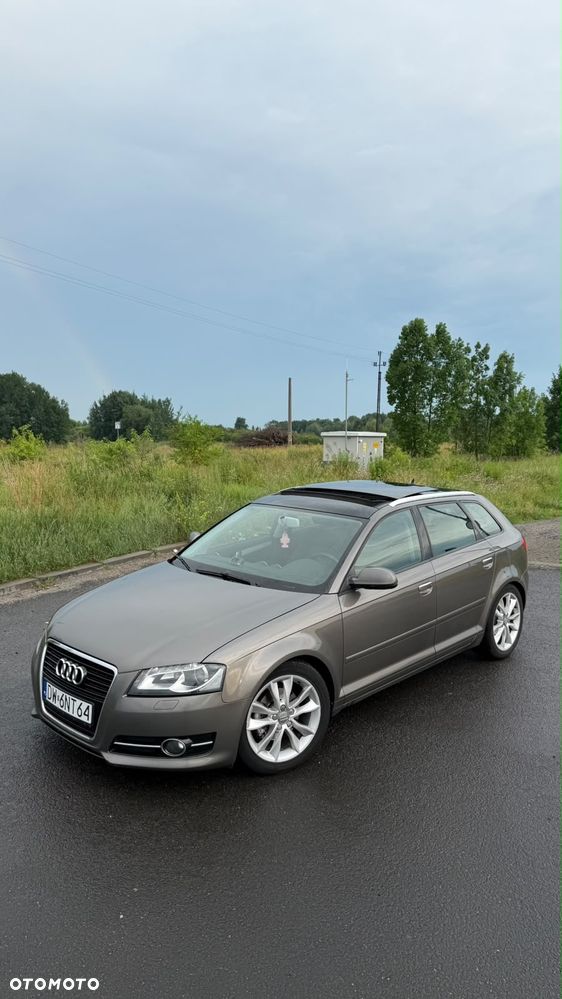 Audi A3 Sportback 2.0 TDI DPF Attraction - 1