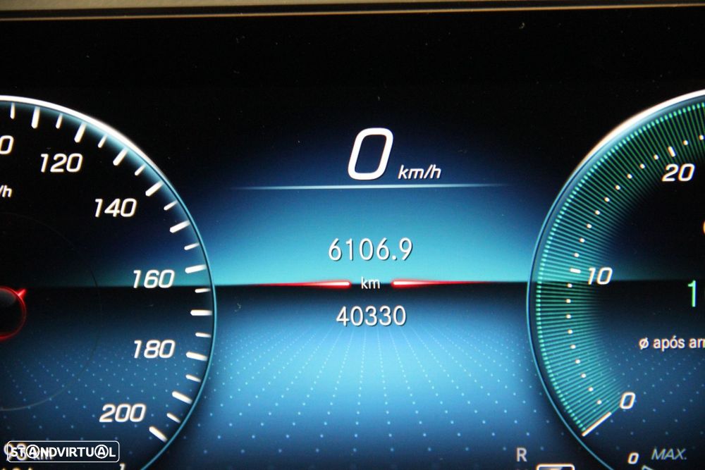Mercedes-Benz EQB 350 4Matic Progressive - 13