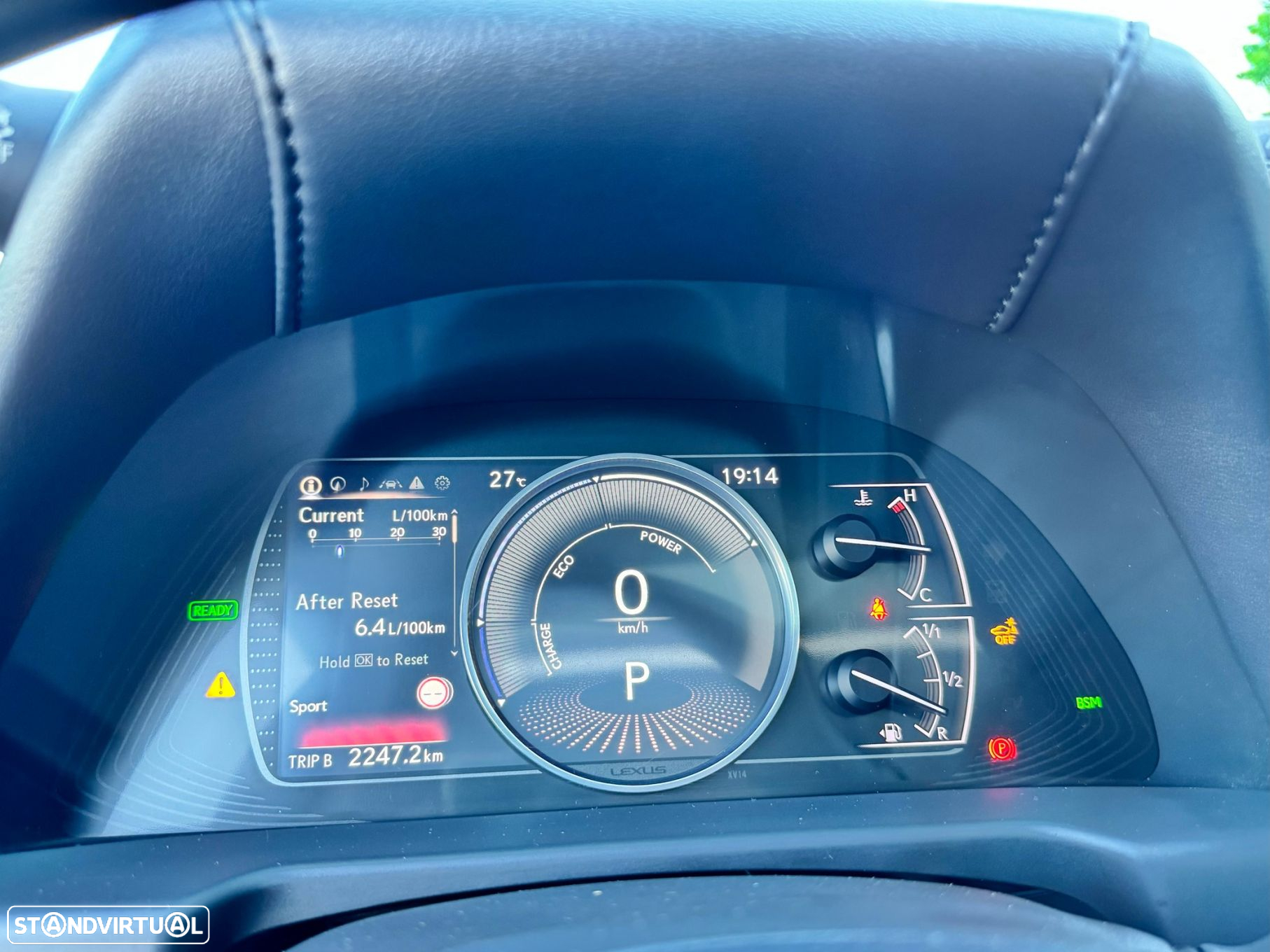 Lexus es-300h Executive+ - 16