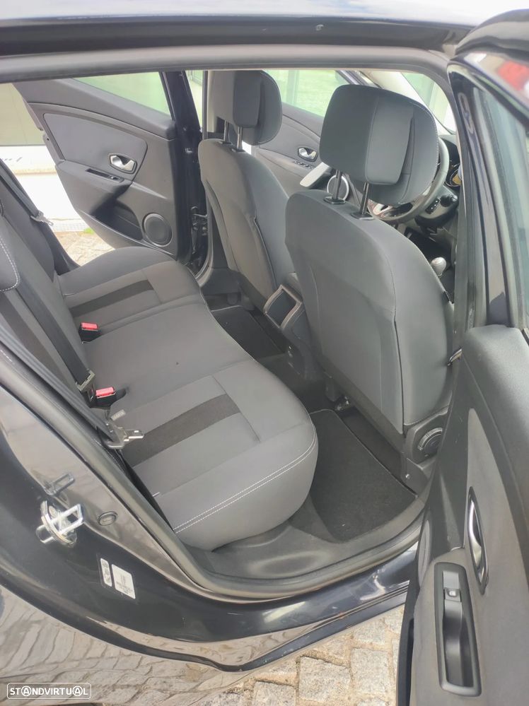 Renault Mégane dCi 110 FAP Expression - 10